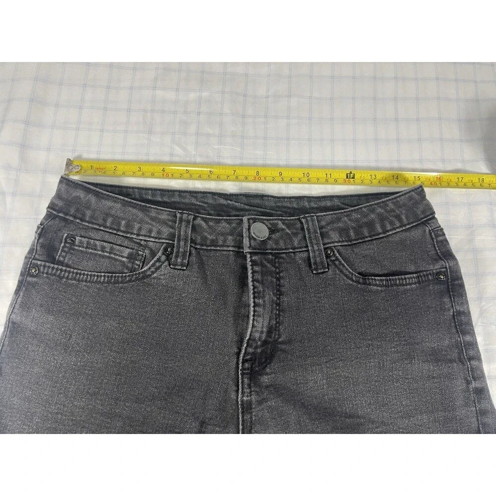 Seven7 Jeans Women's Grey Denim Cut-Off Shorts - Size 8 - Frayed Hem Stretch